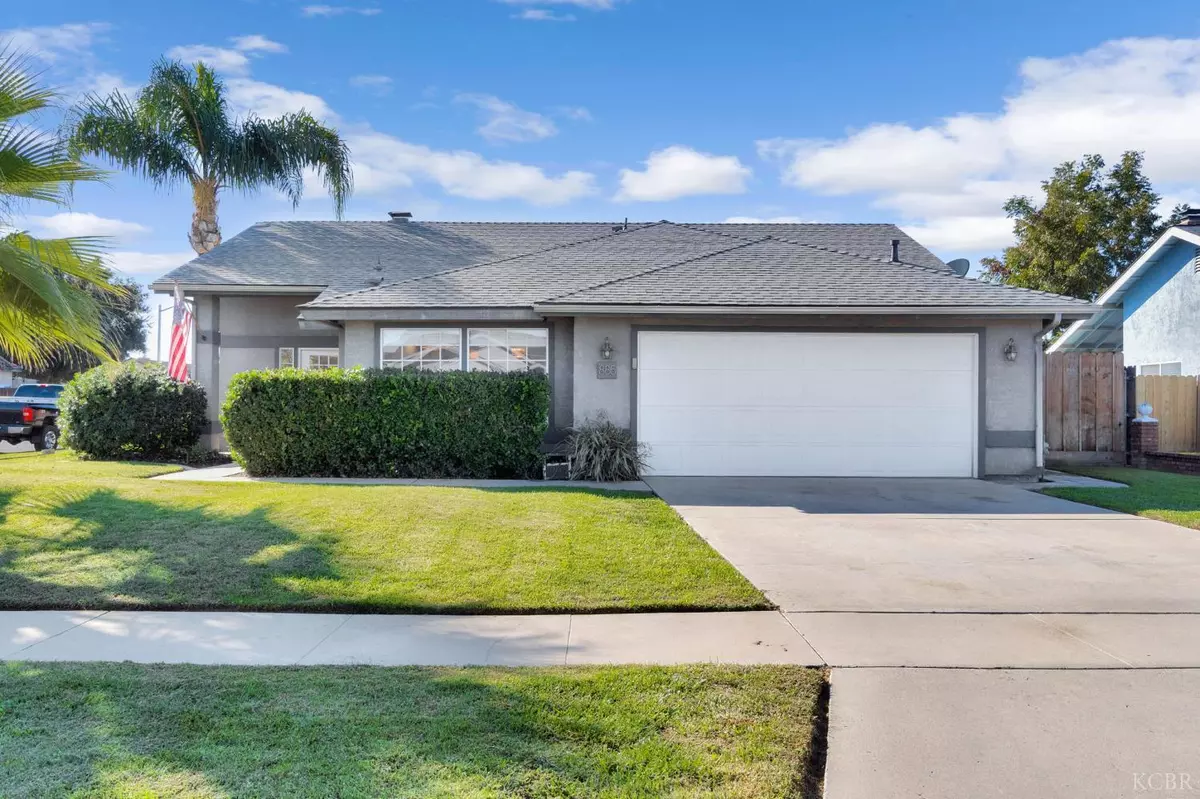 Lemoore, CA 93245,885 Rosewood Lane