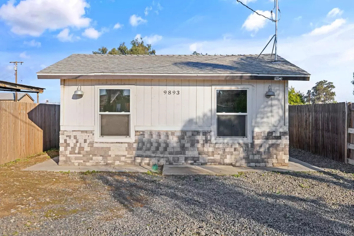 Hanford, CA 93230,9893 Vista Avenue