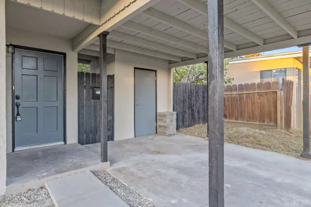 Fresno, CA 93705,1138 W Lansing Way