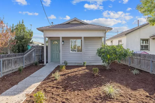 Corcoran, CA 93212,1633 Chase Avenue