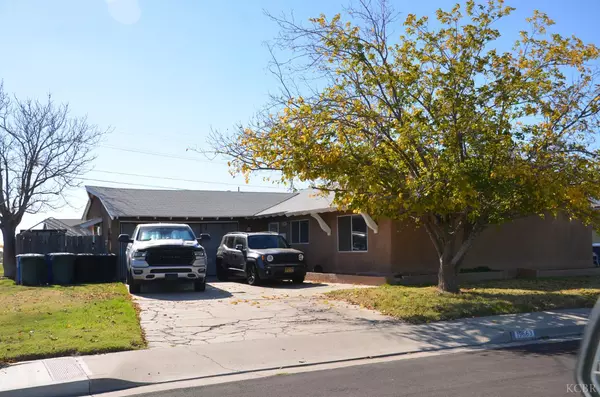 19663 Royal Lane, Lemoore, CA 93245