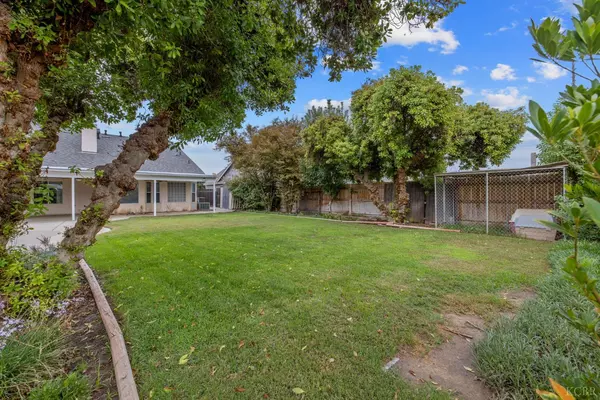 Hanford, CA 93230,927 W Saffron Street