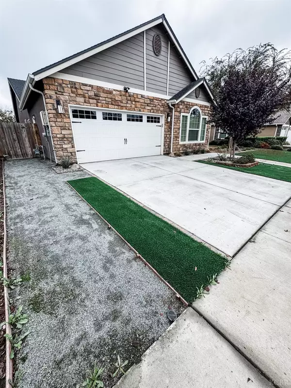 Hanford, CA 93230,2025 Madeline Drive