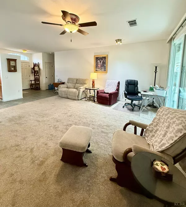 Hanford, CA 93230,1044 W Orange Street