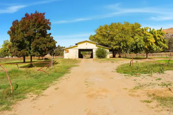 Springville, CA 93265,32272 Avenue 176 B&C