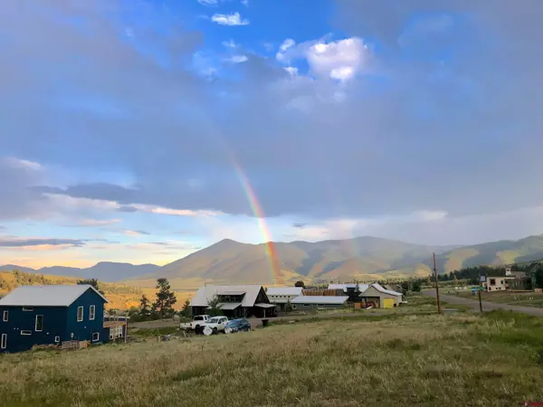 303 Rue La Fong Lane, Creede, CO 81130