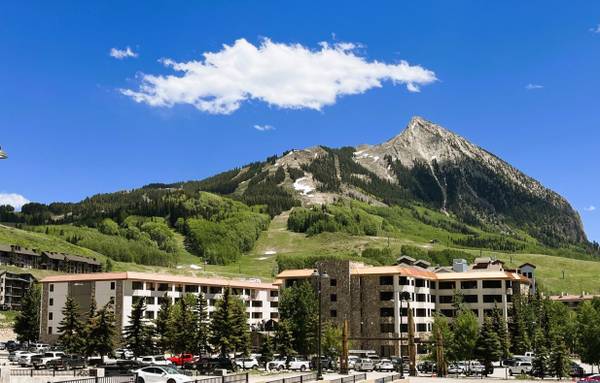 Mt. Crested Butte, CO 81224,6 Emmons Road #304