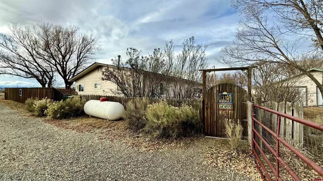 4068 S County Road 103, Alamosa, CO 81101