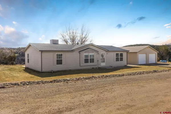 1105 Lookout Dr, Naturita, CO 81422