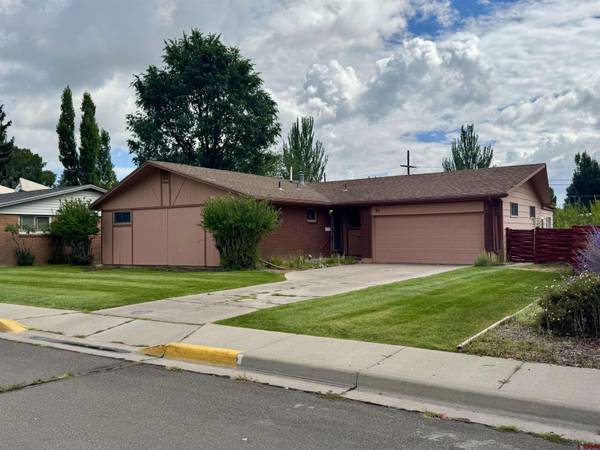 Alamosa, CO 81101,82 Sierra Avenue