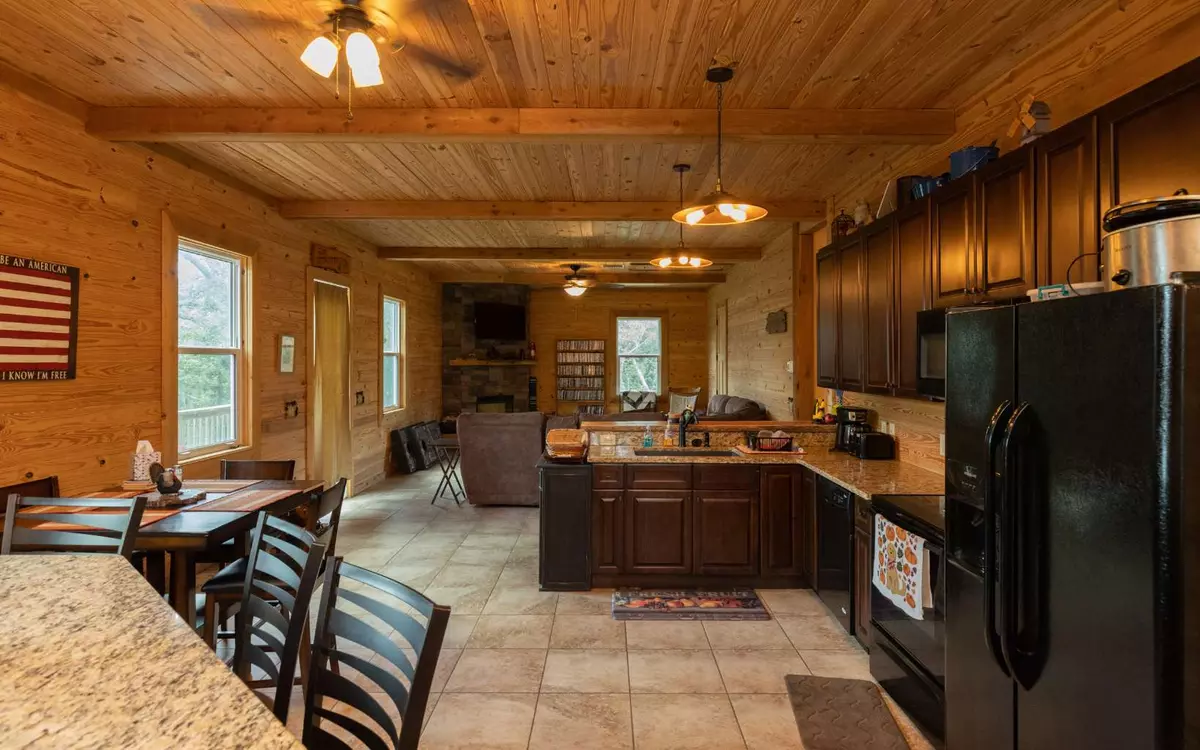 Live Oak, FL 32060,15003 237TH DRIVE