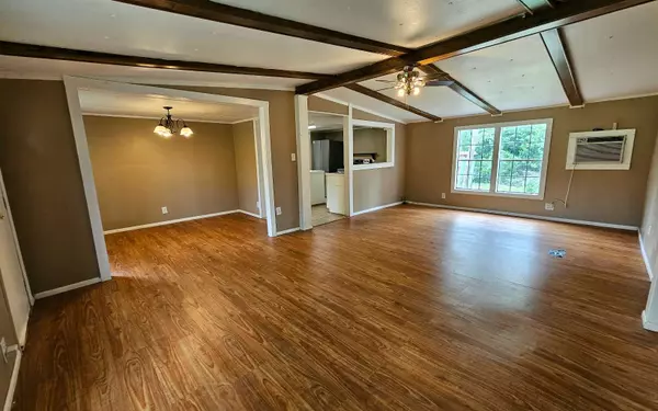 Mayo, FL 32066,173 NW JIM WILLIS RD