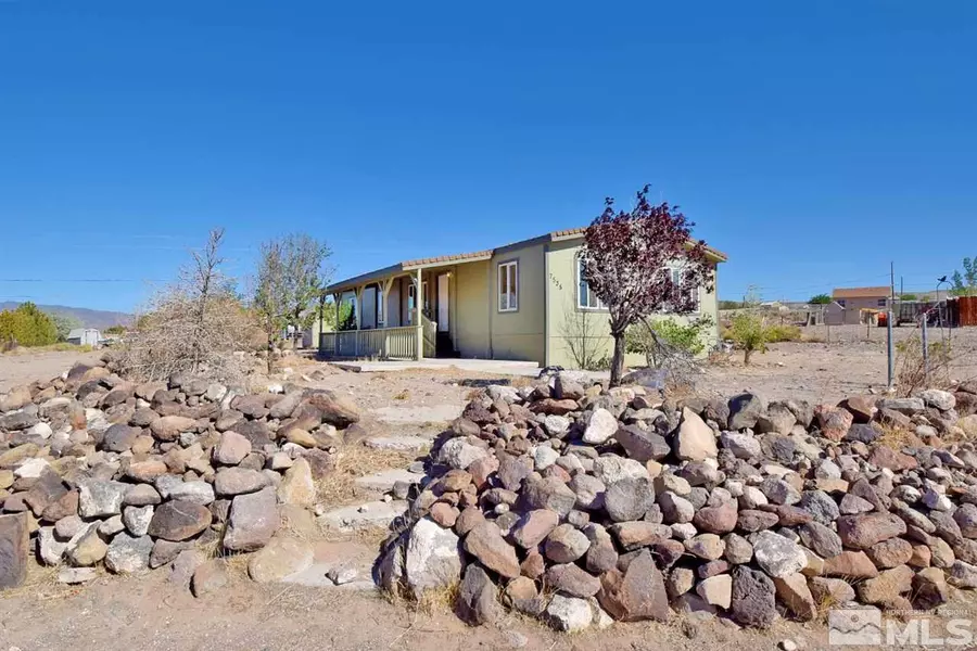 7535 Santa Fe Trail, Silver Springs, NV 89429-9243