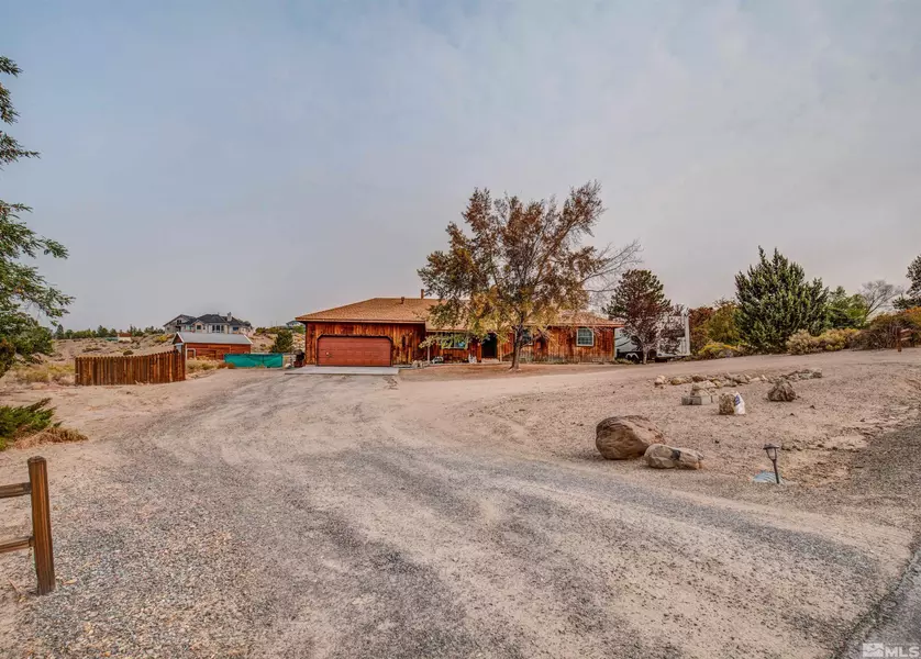 1672 Sunshine Rd, Minden, NV 89423