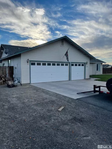 4233 pelican dr, Fallon, NV 89406