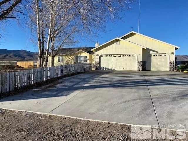 114 Caroline Way, Stagecoach, NV 89429