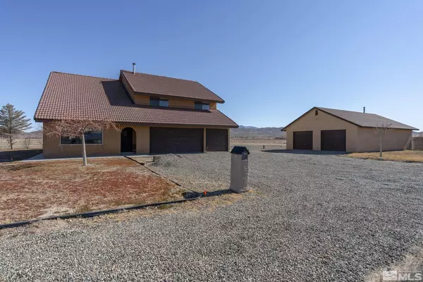 475 Pete Henrichs Rd, Yerington, NV 89447