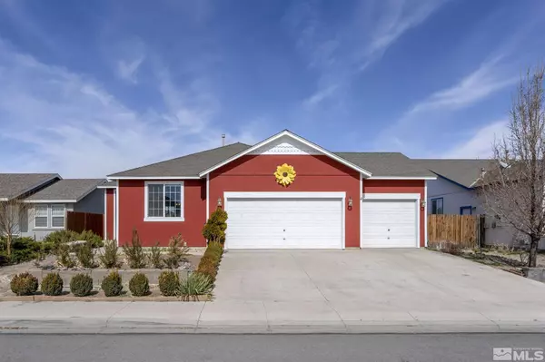 1420 Shadow Ln, Fernley, NV 89408-4522