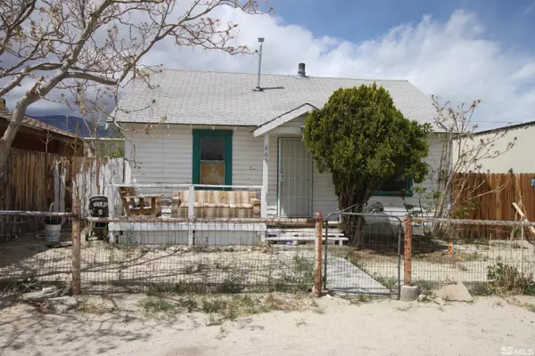 665 C St, Hawthorne, NV 89415