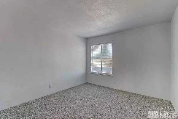 Reno, NV 89502,4600 Neil Road #22