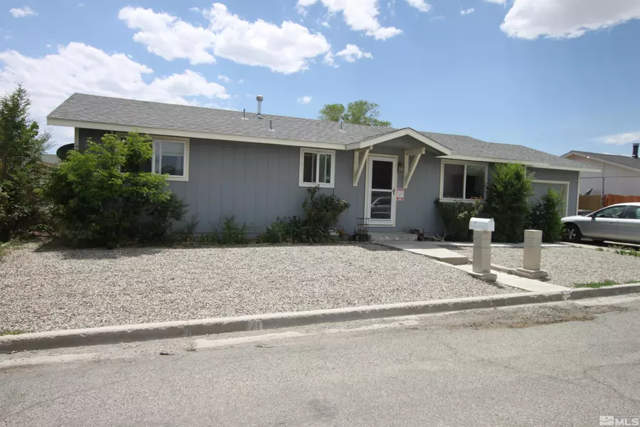 317 Modesto St, Yerington, NV 89447