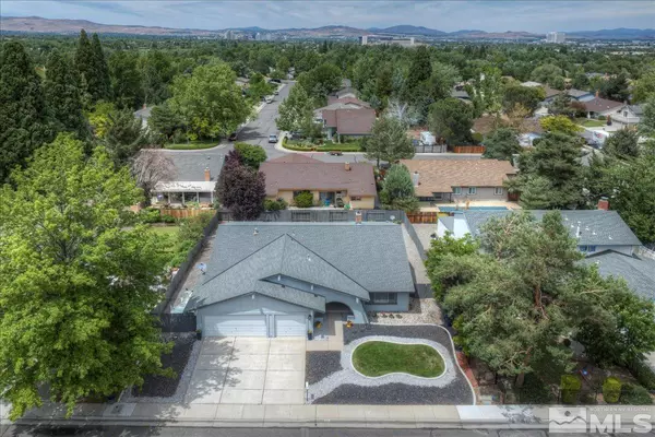 915 Pinebrook Rd, Reno, NV 89509