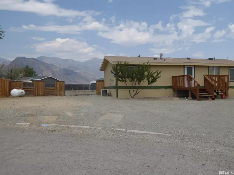 4 Mariposa Way, Hadley, NV 89045