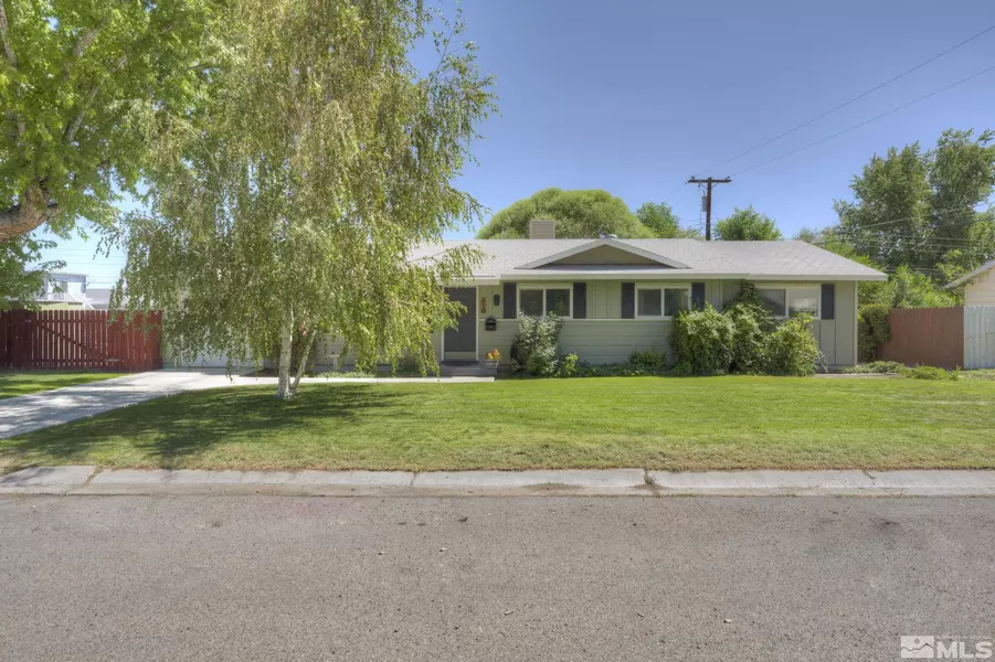 418 Tibbals Way, Yerington, NV 89447-2643