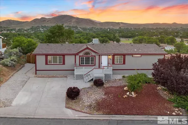 705 Wall Canyan, Sun Valley, NV 89433