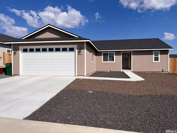 4560 Rutledge St, Fernley, NV 89408-7123