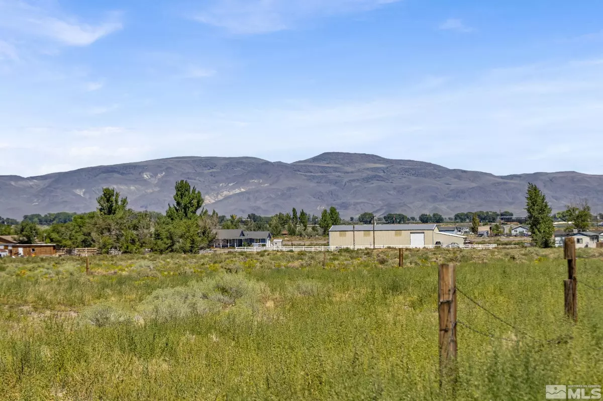 Yerington, NV 89447,Thurston Way