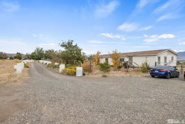 Moundhouse, NV 89706-7063,193 Garnet Cir