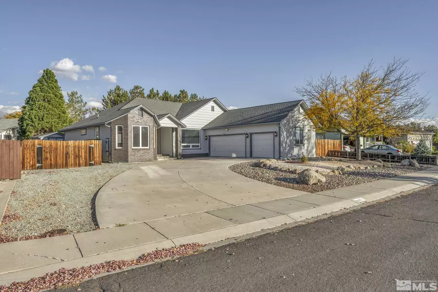 1299 Bridle Way, Minden, NV 89423