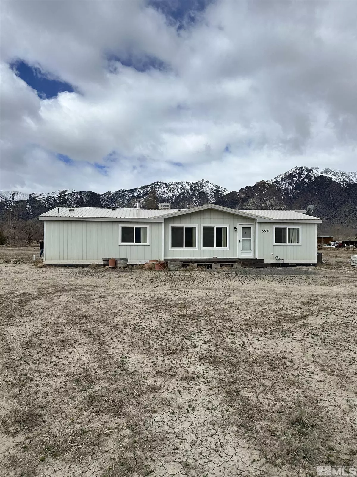 Round Mountain, NV 89045,690 N Manley Lane