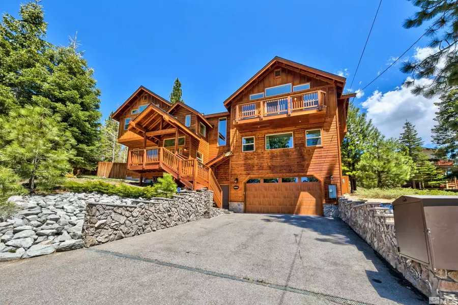 2346 Wagon Train Trail, South Lake Tahoe, CA 96150