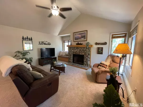 Incline Village, NV 89451,939 Incline Way #195