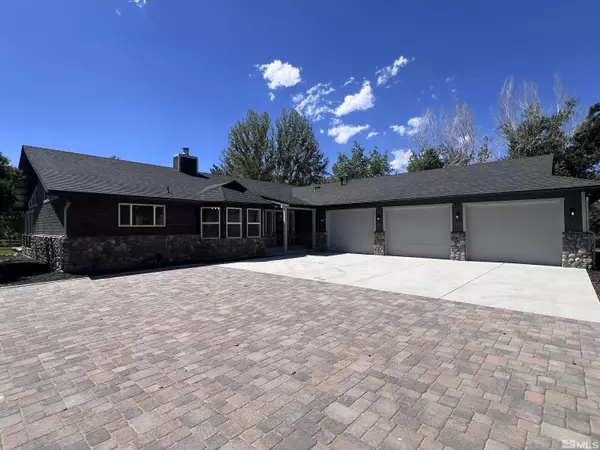 1462 Butterfly Ln, Gardnerville, NV 89410