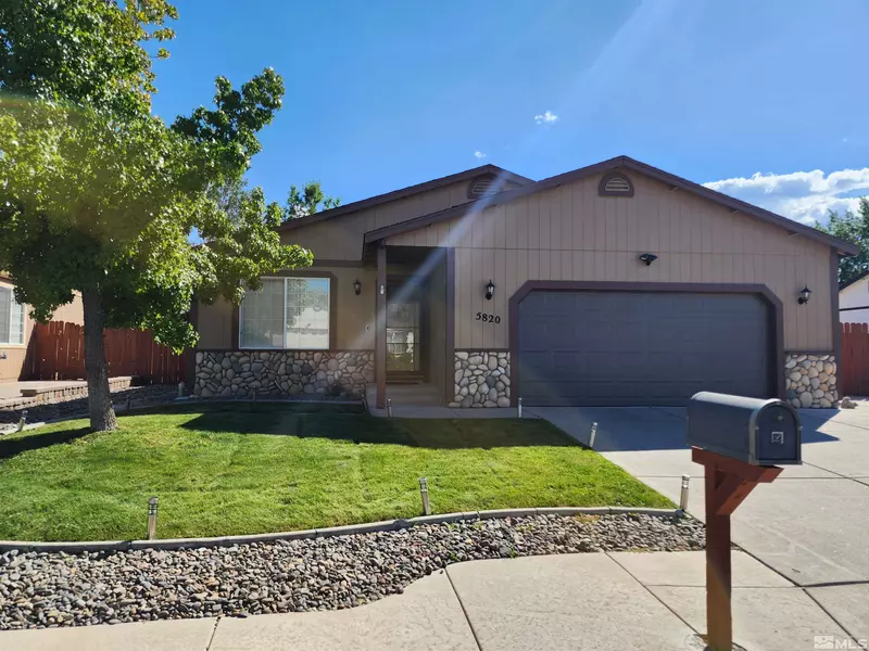 5820 Lightning, Sun Valley, NV 89433