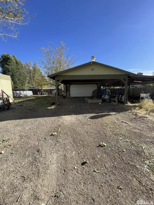 4140 Golden Circle Dr, Winnemucca, NV 89445