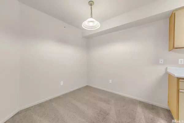 Reno, NV 89523,6850 Sharlands Ave #2120