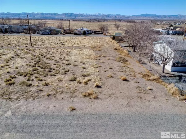 49 Whiteface Lane, Yerington, NV 89447