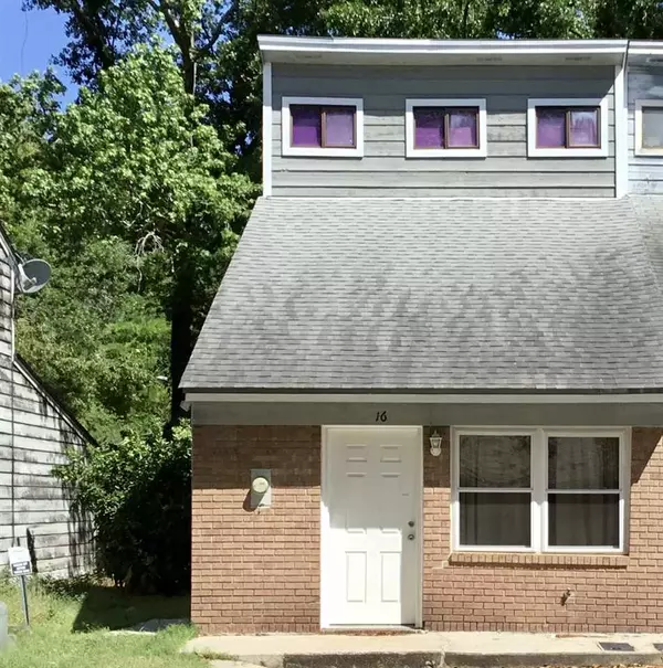 2100 Continental Avenue #16, Tallahassee, FL 32304-1649
