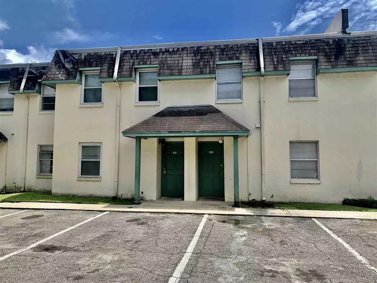 Tallahassee, FL 32304-3060,2325 W Pensacola Street #133