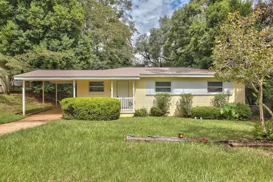 1606 Airport Drive, Tallahassee, FL 32304