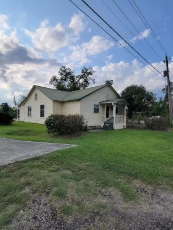 Marianna, FL 32448,2623 Highway 73
