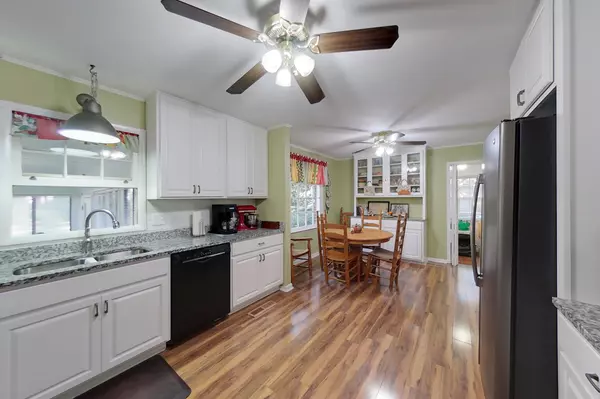 Thomasville, GA 31792,2015 Hollywood Drive