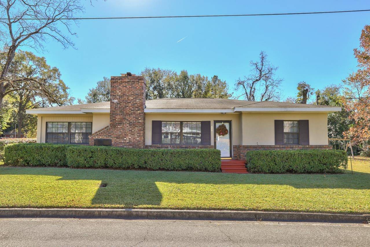 207 E 4th Avenue, Havana, FL 32333