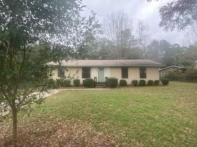 Tallahassee, FL 32317,791 Apple Street