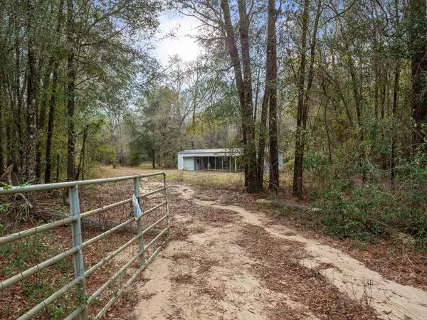 Madison County, FL 32340,368 NE Kennedy Terrace