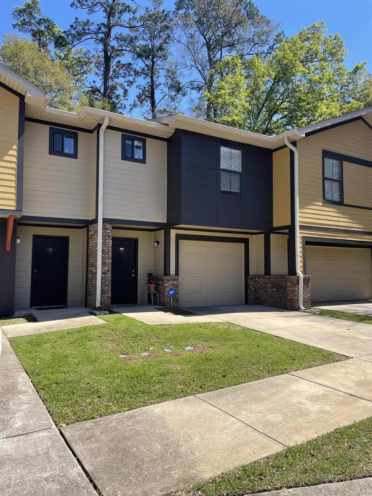 Tallahassee, FL 32304,741 white Drive #37